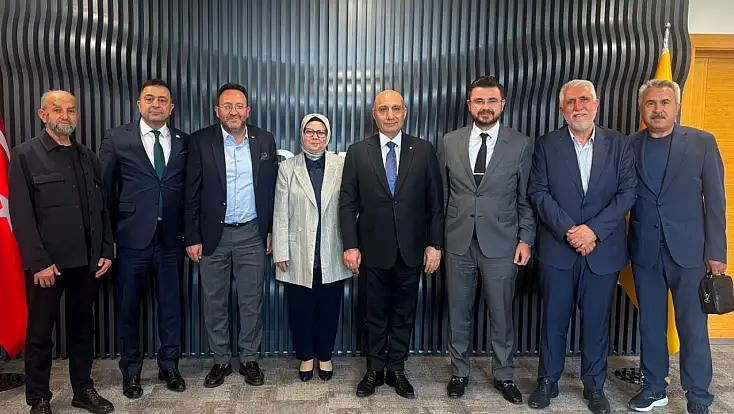 AK Parti heyetinden Kayseri’nin geleceği için, Ankara’da kritik temaslar