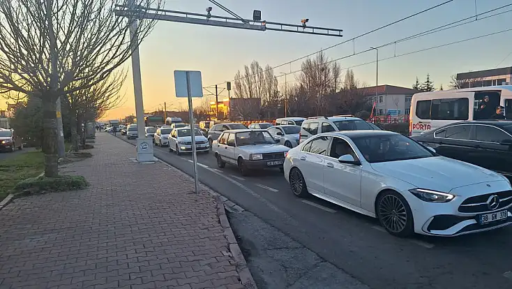 Akaryakıtta zam serisi devam ediyor! Pompa fiyatları yine değişiyor
