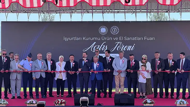 Bakan Yardımcısı Ayyıldız’dan dikkat çeken açıklama: Suç işleyen adaletin pençesini ensesinde hisseder!