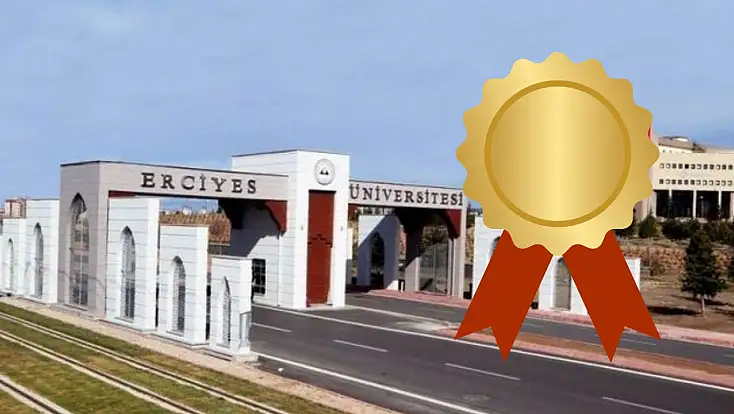 Erciyes Üniversitesi’nden büyük sıçrama: Türkiye’de ilk sıraya yerleşti!