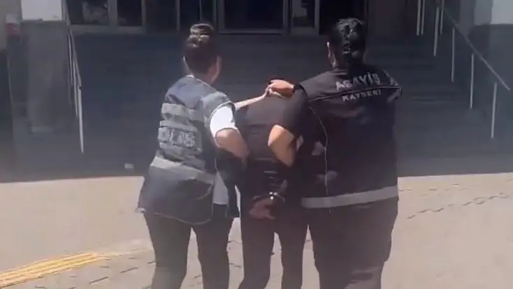 Kayseri'de 10 yıl kesinleşmiş hapis cezasıyla aranan şahıs yakalandı