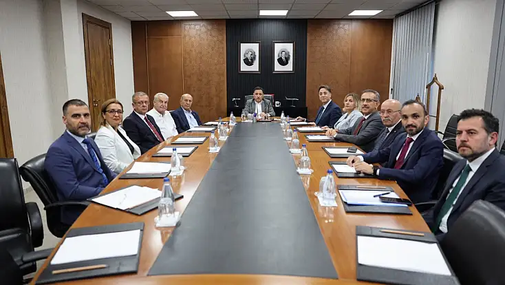 Kayseri’de 3 hayırseverden Develi’ye büyük destek! İmzalar atıldı