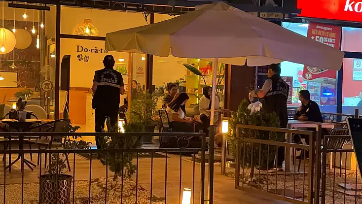 Kayseri'de bıçaklanan şahıs çareyi kafeye sığınmakta buldu!