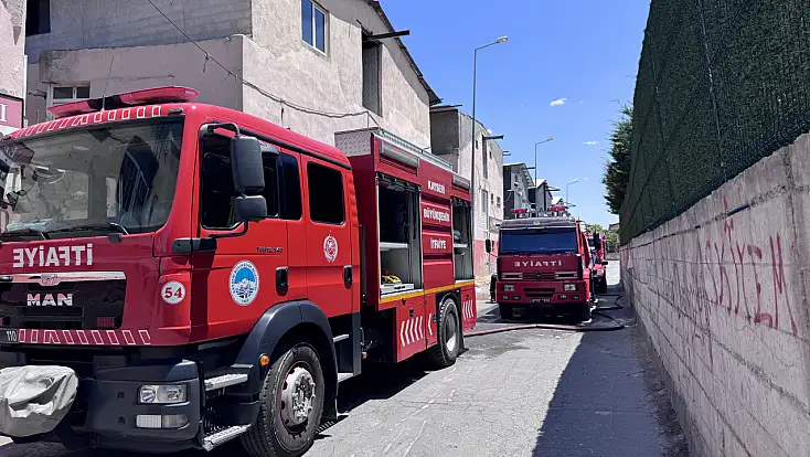 Kayseri'de çelik eşya atölyesinde korkutan yangın!