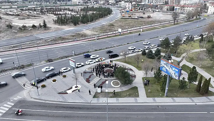 Kayseri’de Kartal Kavşağı için geri sayım: Yıl sonunda trafiğe açılacak mı?