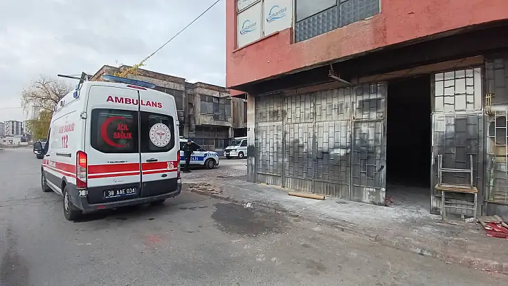 Kayseri'de tinerle sobayı yakarken kendini yaktı