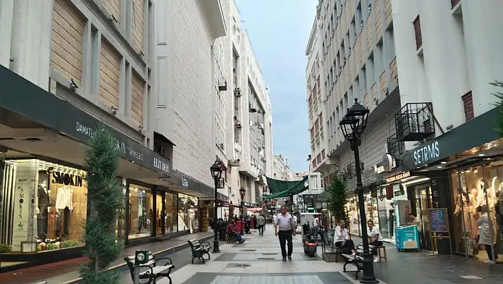 Kayseri'nin göbeğindeki 67 yıllık yapı yıkılacak, yerine AVM yapılacak!