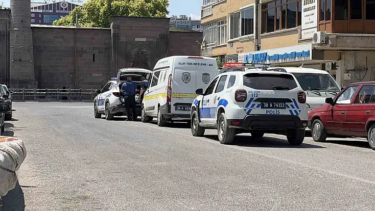 Kayseri'deki vakfı kurşuna dizdiler!
