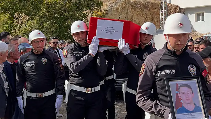Van’da hayatını kaybeden polis memuru Kayseri’de toprağa verildi