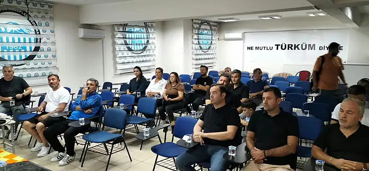Amatör lig temsilcilerine yeni oyun kuralları eğitimi verildi