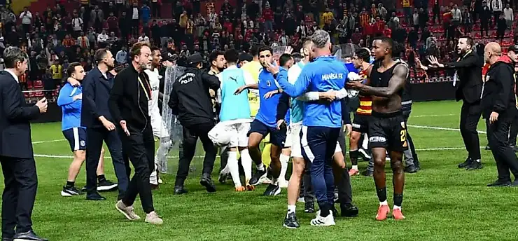 Kayserispor'a PFDK'dan ceza yağdı! İşte alınan kararlar