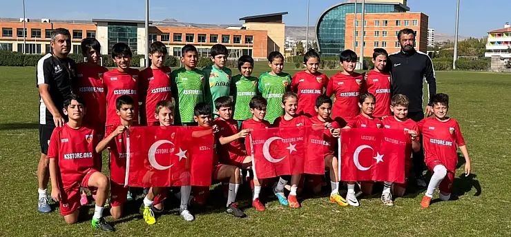 Kayserispor'da bir dönem sona erdi! Duygusal bir veda daha