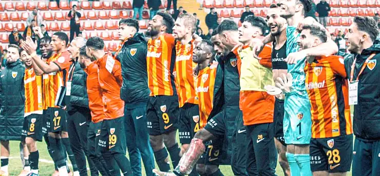 Kayserispor'da bir futbolcu daha futbolun gerçek yüzüyle tanıştı!