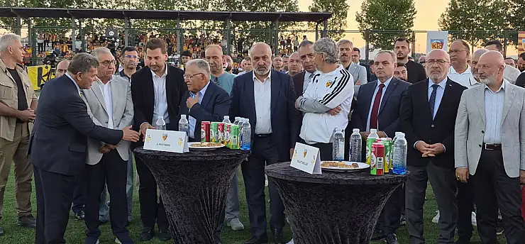 Kayserispor'da herkes bu gelişmeyi bekliyordu! Transfer tahtası için kritik adım