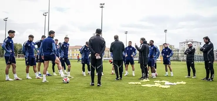 Kayserispor'da yeni sezon planı netleşti!