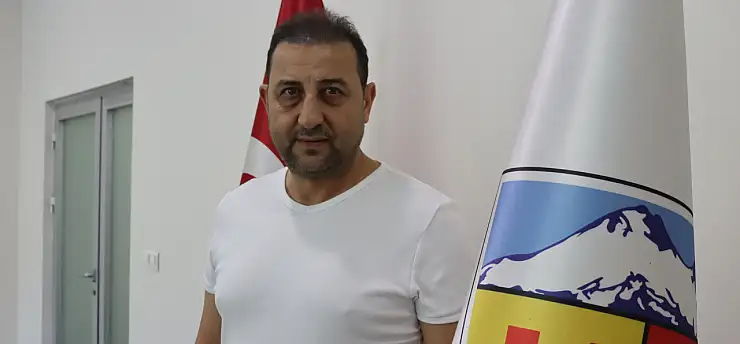 Kayserispor Sportif Direktörü İçgül: Bir gün sevinme, bir gün üzülme hakkımız var
