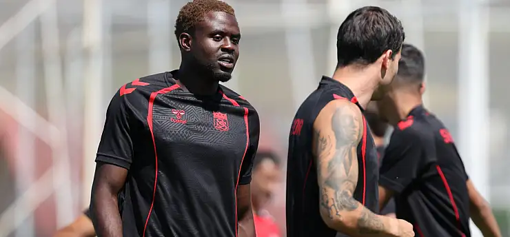 Kayserispor'un rakibi Sivasspor'dan yeni sezon için ilk adımlar