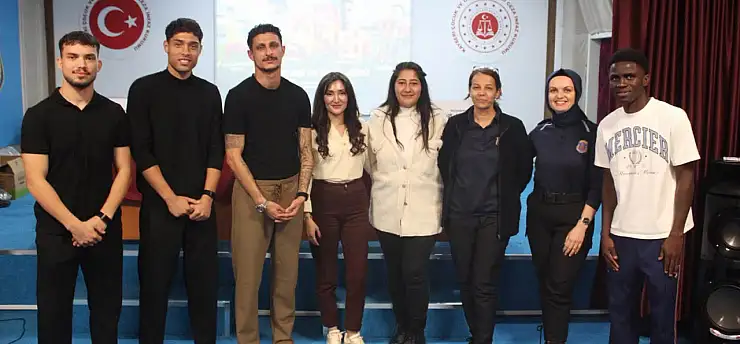 Kayserisporlu futbolculardan ceza infaz kurumuna ziyaret
