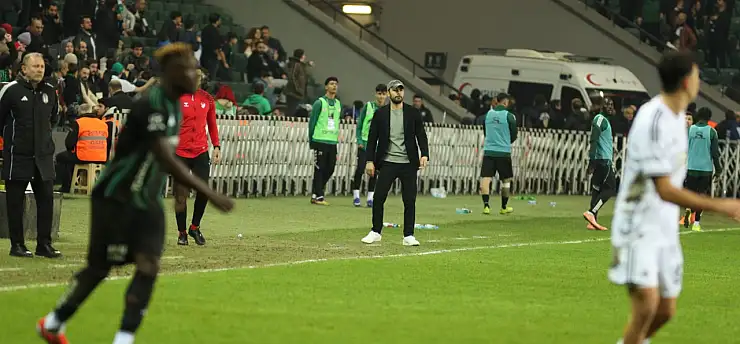 Kocaelispor'un teknik direktörü Kayserispor maçında sahaya çıkamayacak