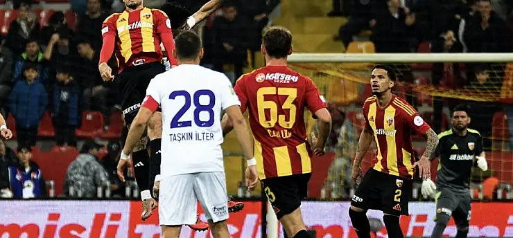 Transferler peş peşe açıklanırken Kayserispor'da sürpriz ayrılık gündemde