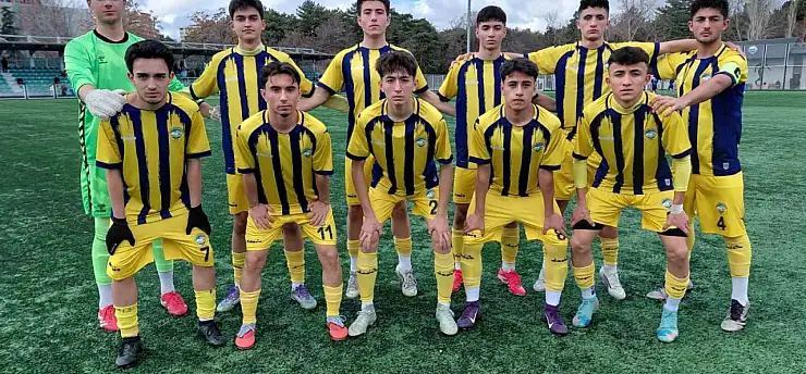 Ankara Demirspor Talas Belediyespor'u farkla geçti: 4-1