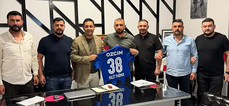 Yönetim sahada olduğu gibi dışarıda da çalışıyor