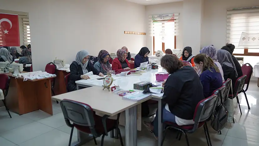 Atölye Melikgazi binlerce kişiye kurs hizmet sağlıyor!