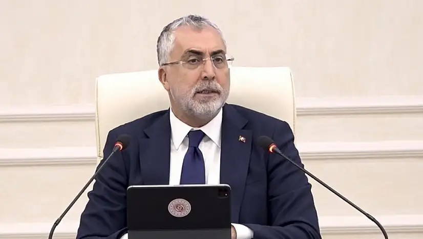 Bakan Işıkhan'dan tepki çeken sözler, ''Büyük bir eksiklik değil'' dedi, gözler komisyonda!