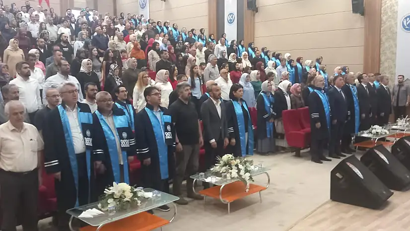 Kayseri'de bir ilk! İlahiyat Fakültesi mezuniyetine damga vuran detay