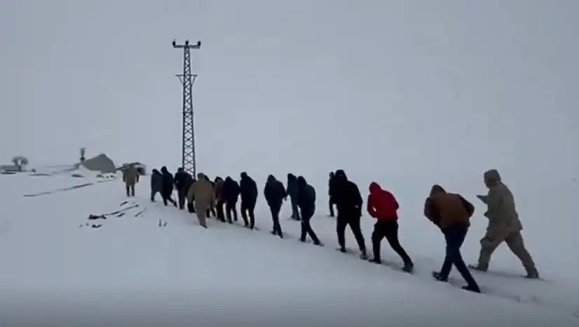 Kayseri de eş zamanlı göçmen kaçakçılığı operasyonu: 171 gözaltı