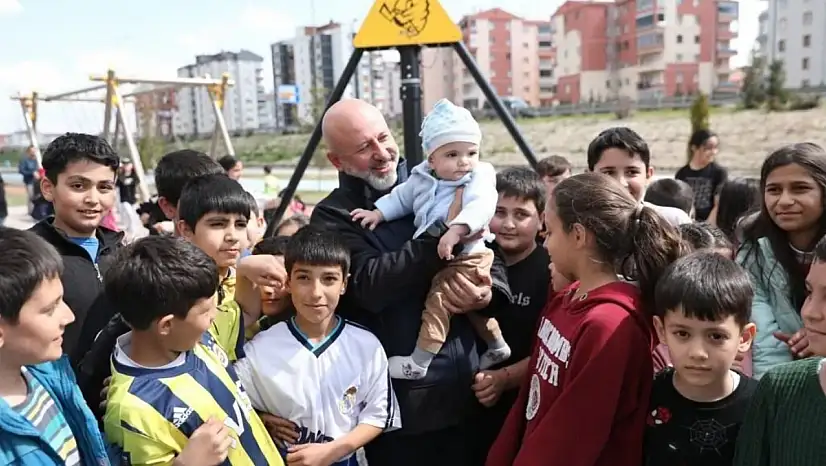 Kayseri'de parkların çehresi değişiyor: Çolakbayrakdar açıkladı!