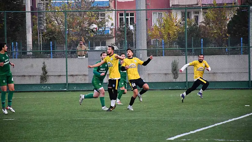 Süper Amatör Küme'de liderlik yeniden değişti!