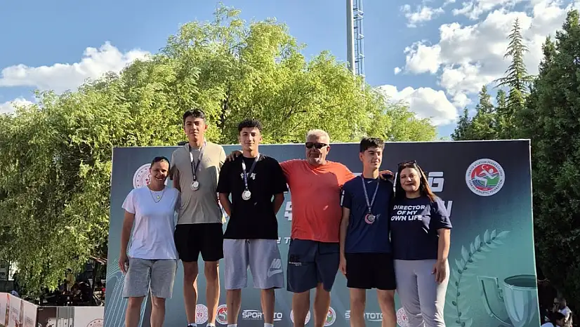 Kayserili sporcu Atletizm Şampiyonasında Türkiye üçüncüsü oldu