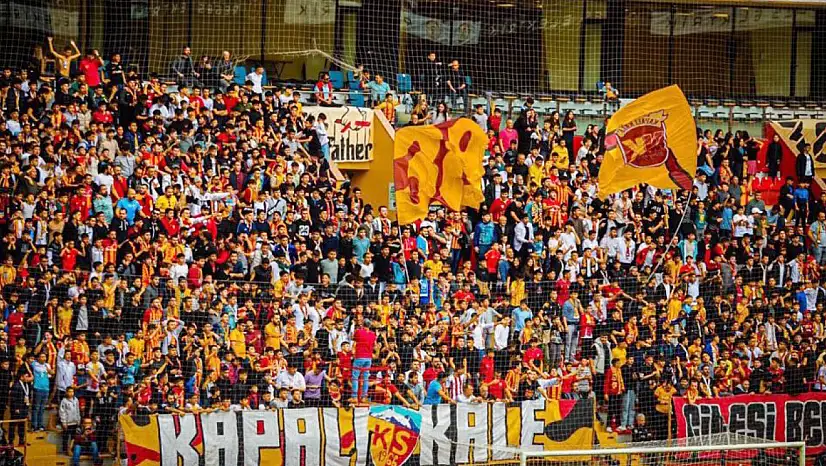 Kayserispor taraftarı yine geri adım atmadı