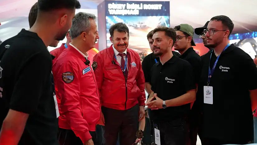 TEKNOFEST'te ERÜ heyecanı: Görgün'den standa ziyaret!