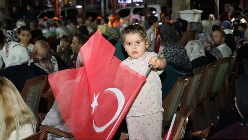 Yahyalı meydanı doldu taştı! 15 Temmuz'da birlik ve beraberlik mesajı