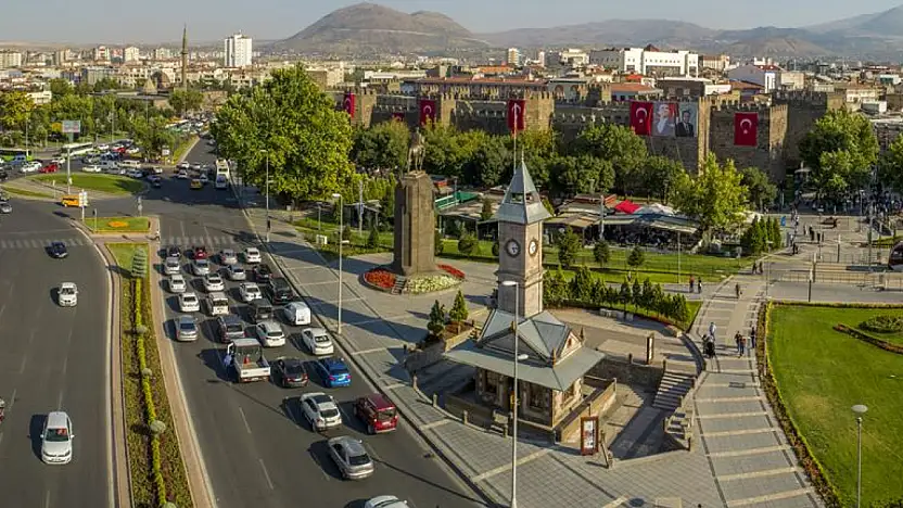 Kayseri kısa kısa - Deprem, Adliye, Bakan Yumaklı, WeJoy Park, Kayserispor...