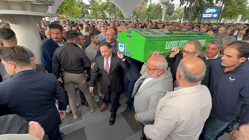 Kayseri'yi üzen ölüm: Son yolculuğunda yalnız bırakmadılar