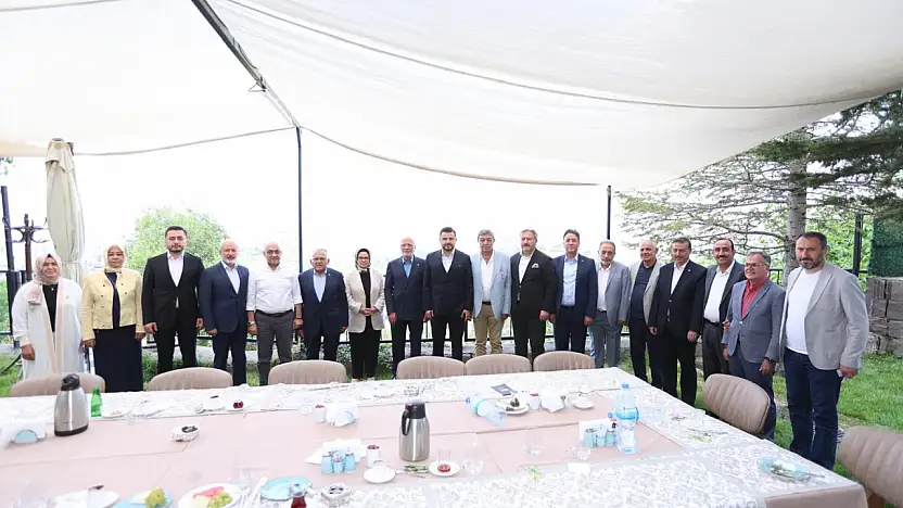 Tüm başkanlar bir arada: AK Parti Kayseri'de kritik toplantı!