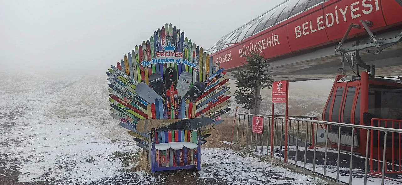 Kayseri'de kar yağışı etkili oluyor