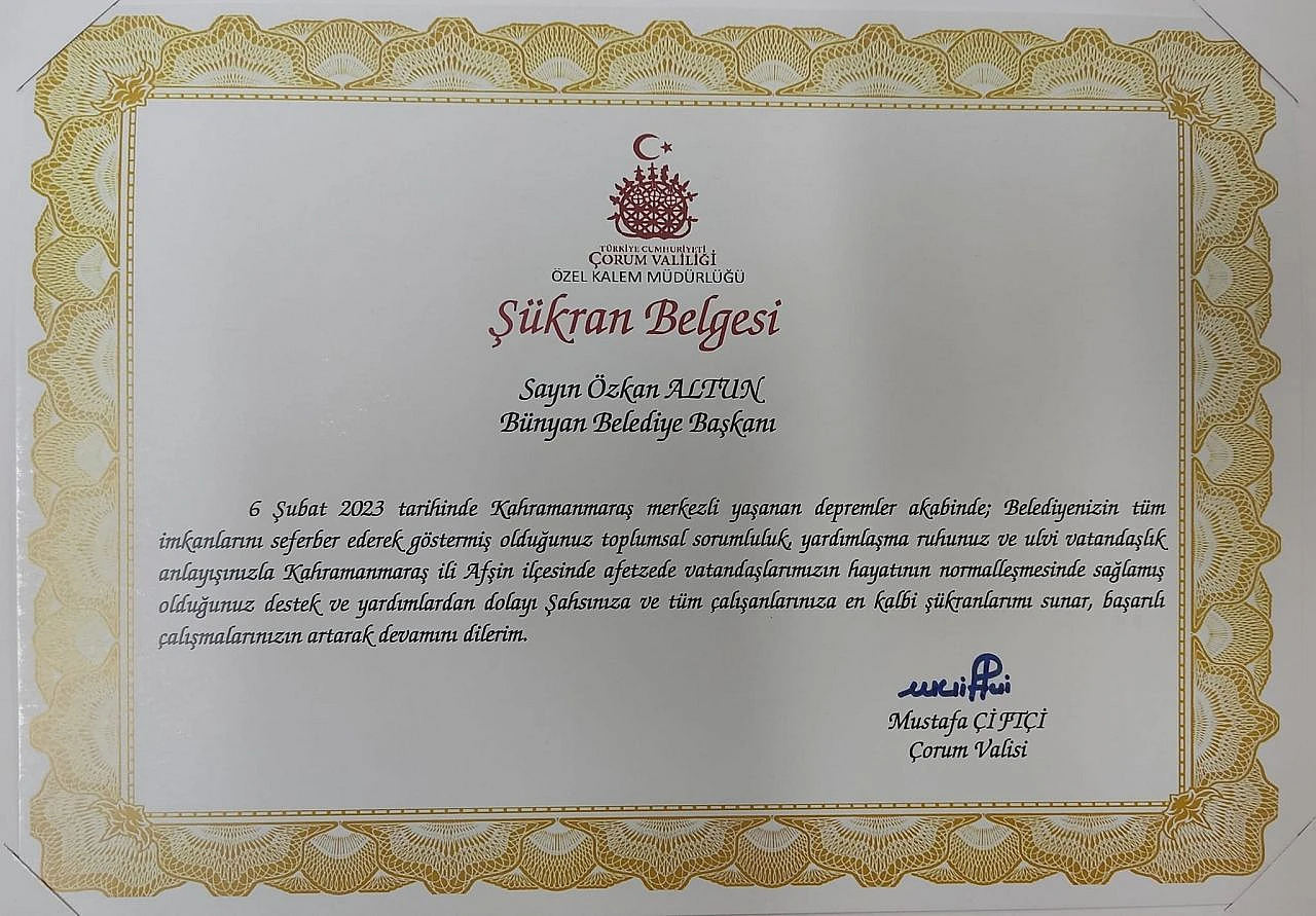 Çorum Valisi'nden Başkan Altun'a şükran belgesi