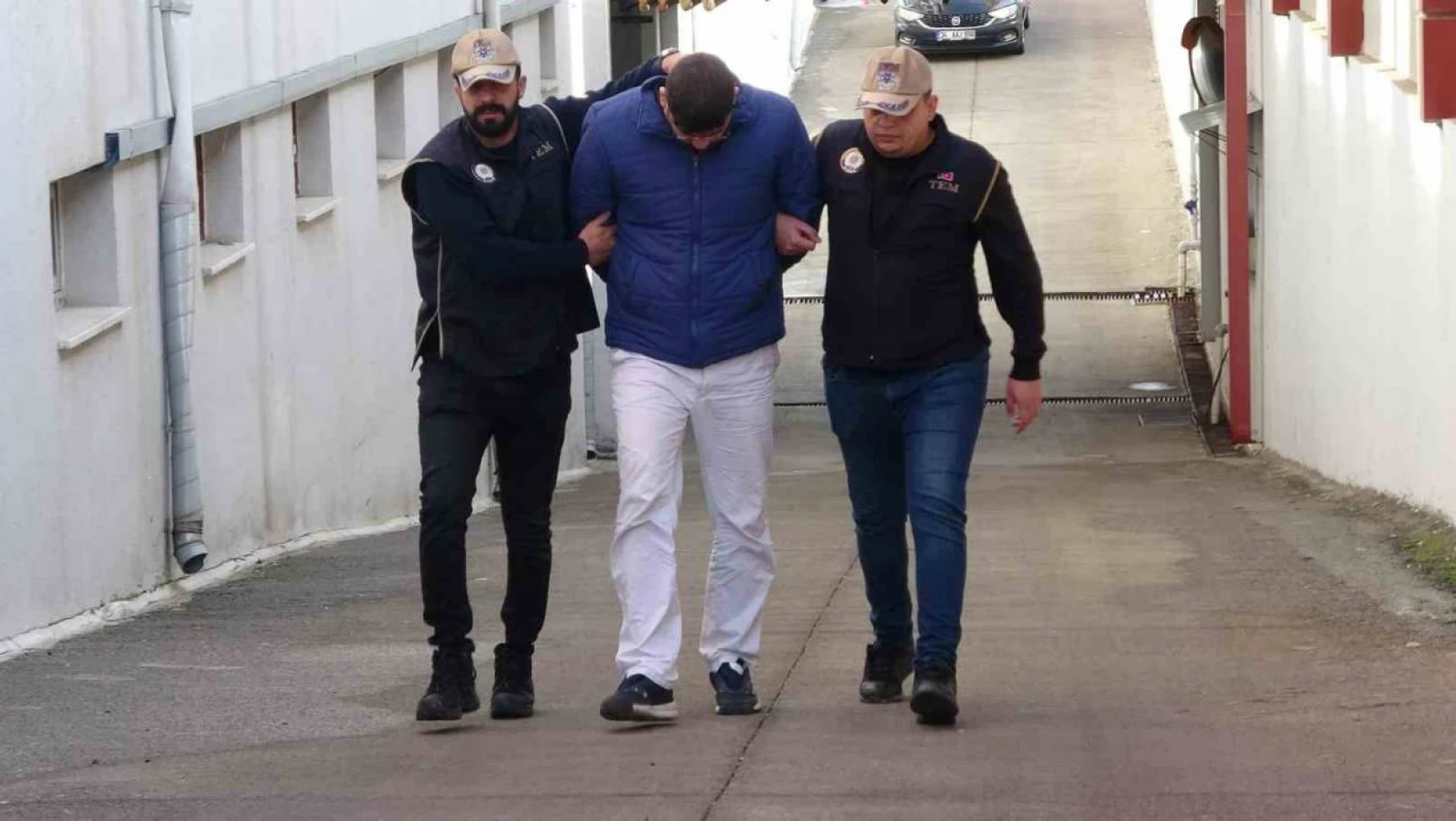 15 Temmuz'dan bu yana firari olan FETÖ'cü Adana'da yakalandı