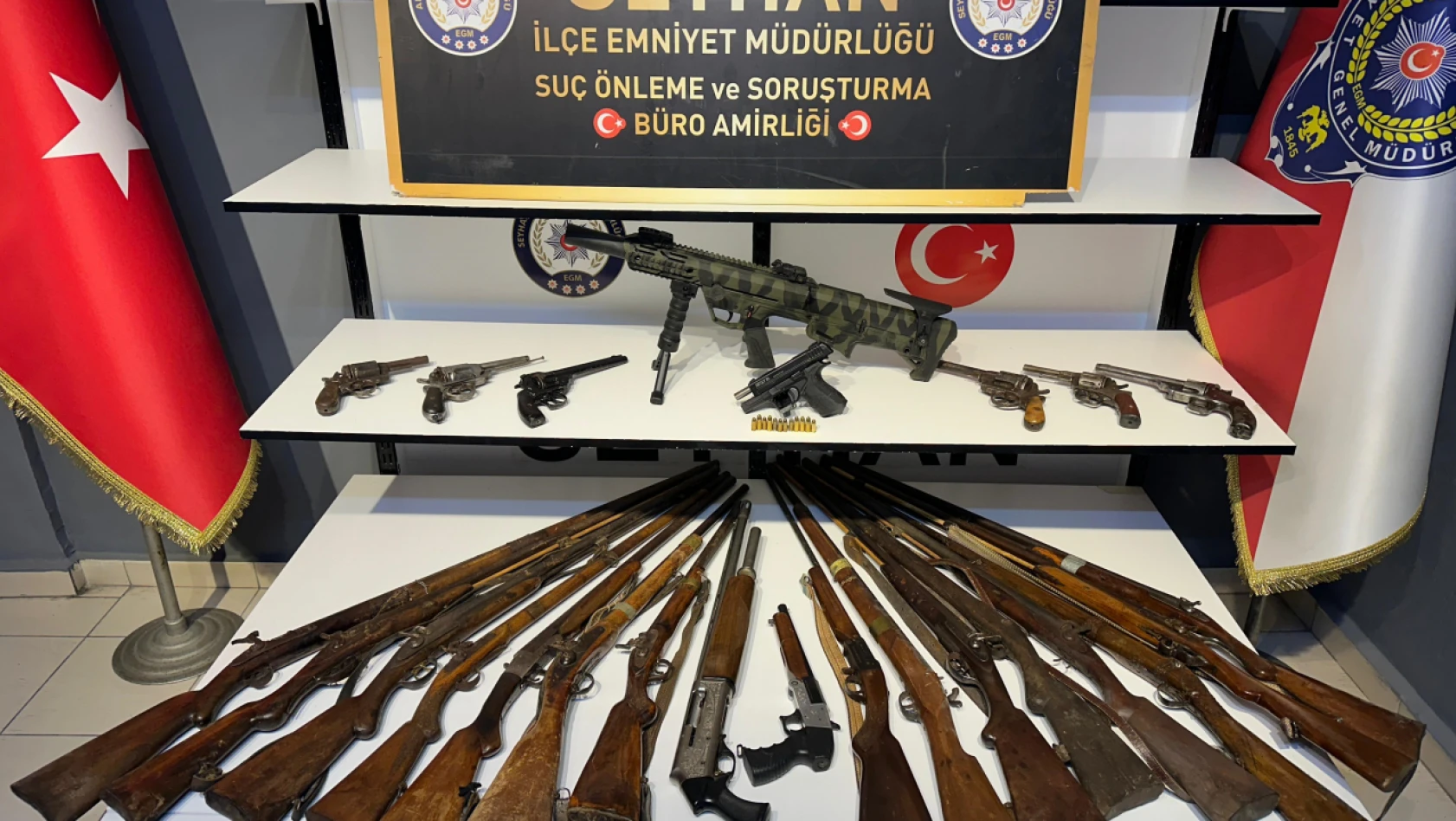 Adana'da 25 ruhsatsız silah!