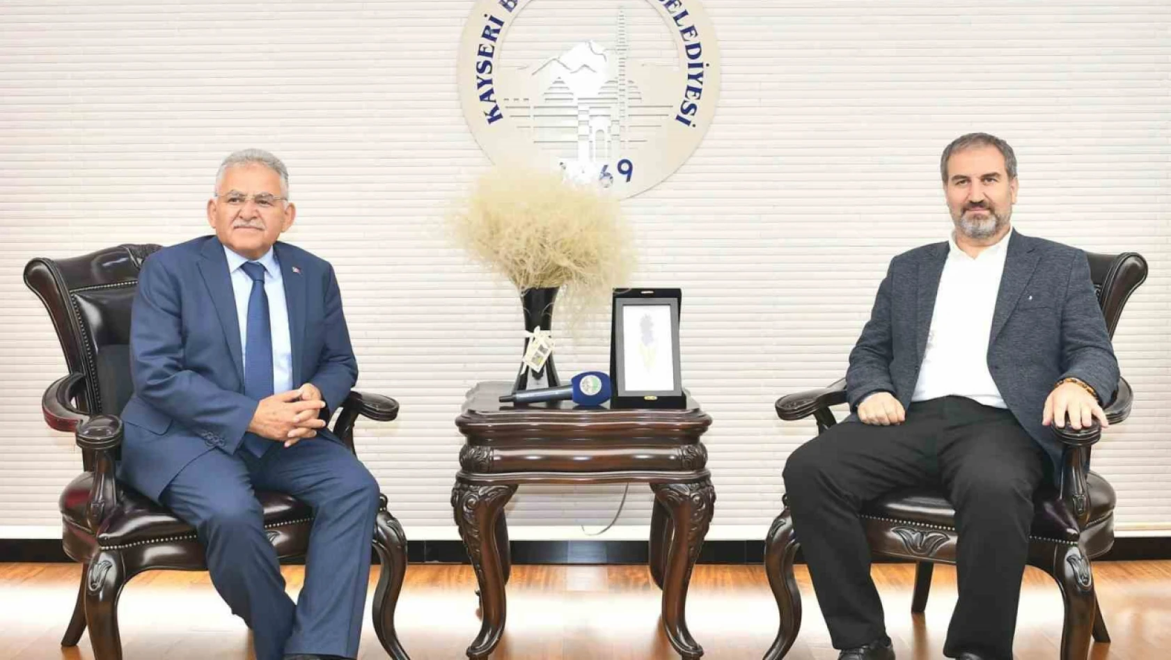 AK Parti Genel Başkan Yardımcısı Şen'den Başkan Büyükkılıç'a ziyaret