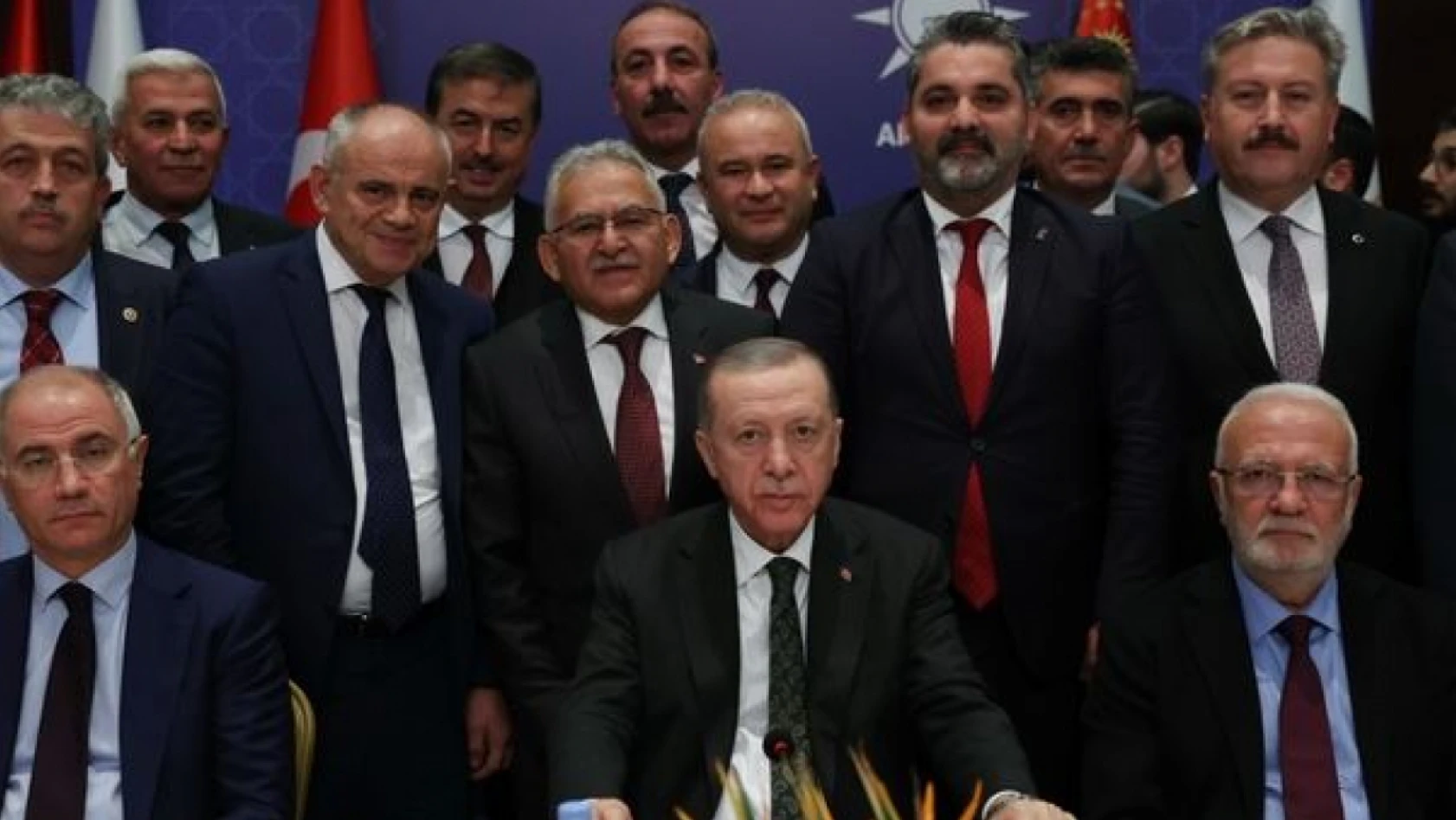 AK Parti Kayseri ilçe belediye başkan adayları açıklanıyor!