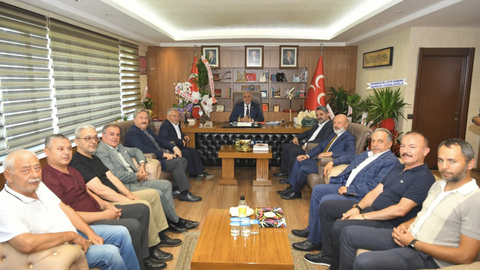 Belediye başkanlarından AK Parti ve MHP'ye ziyaret! Neler konuşuldu?