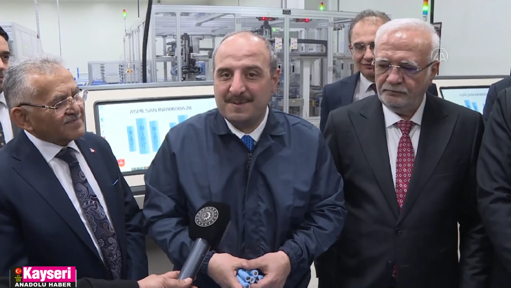Bakan Varank, ASPİLSAN Enerji'nin lityum iyon pil üretim tesisini ziyaret etti
