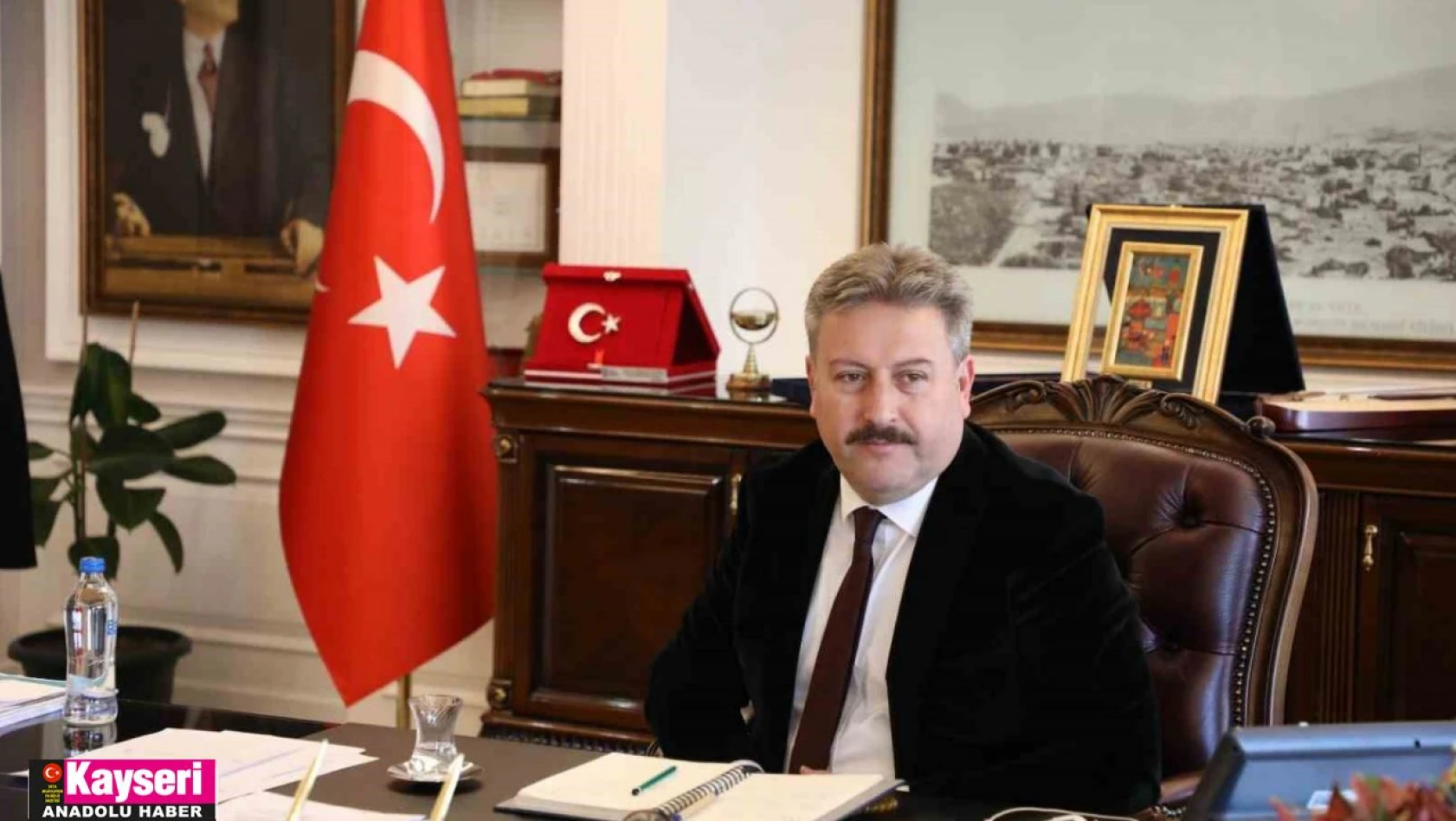 Başkan Palancıoğlu: 'İstiklal Marşı, bize vatanın ne kadar kutsal bir emanet olduğunu göstermektedir'