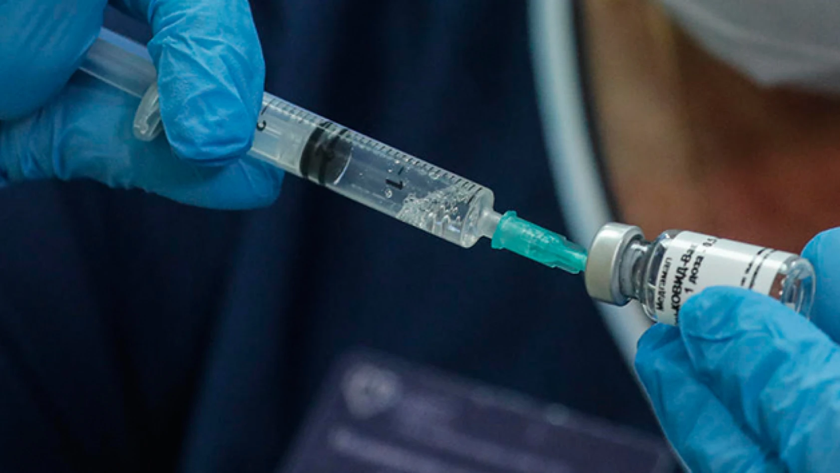 BioNTech firması yargılanacak! Aşının yan etkileri mi var?