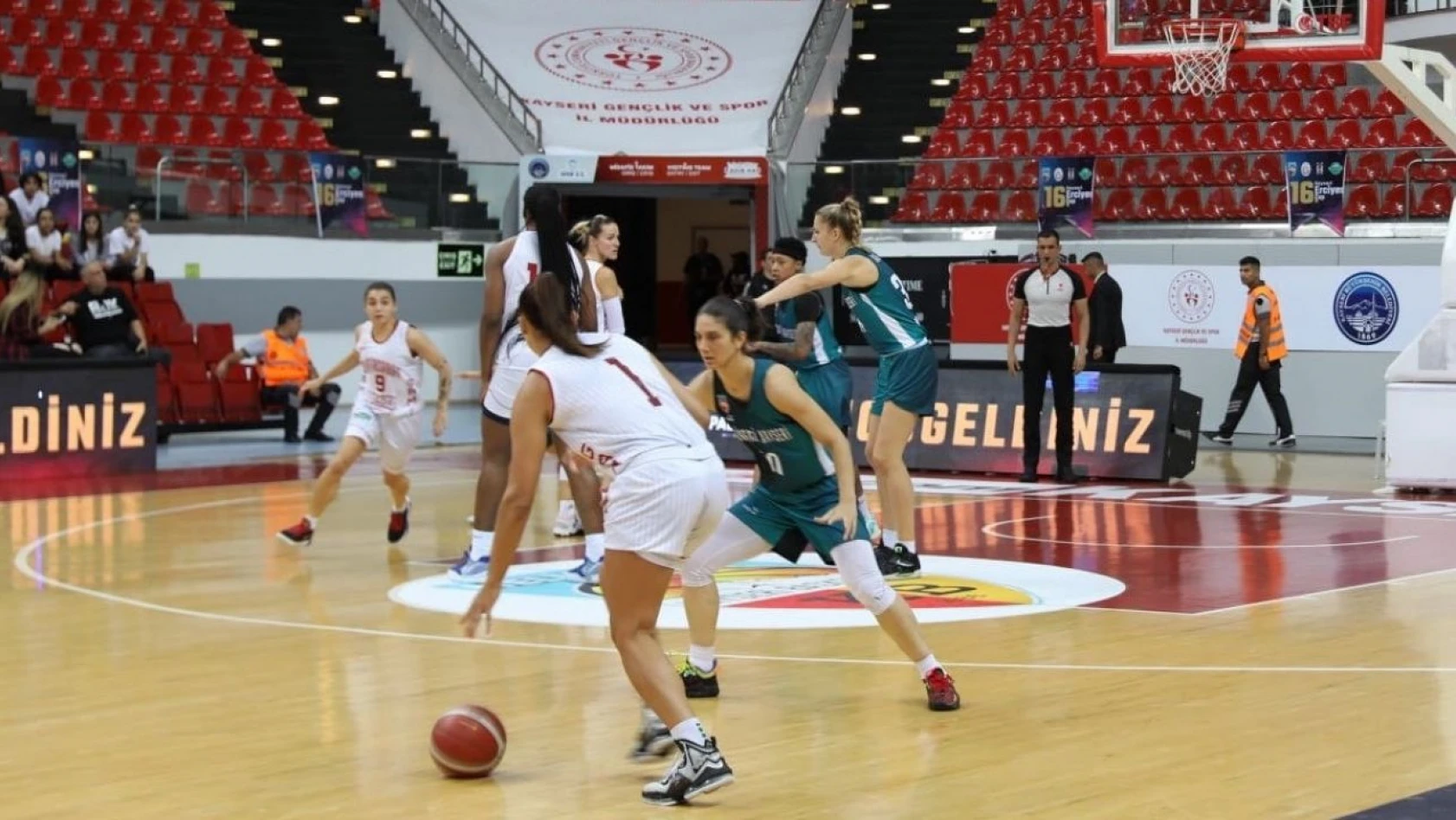 Melikgazi Kayseri Basketbol farklı mağlup oldu: 63-92